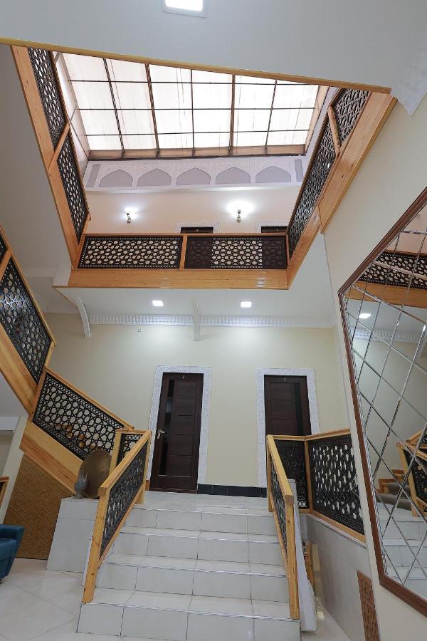 Jahangir Boutique Buchara Buitenkant foto