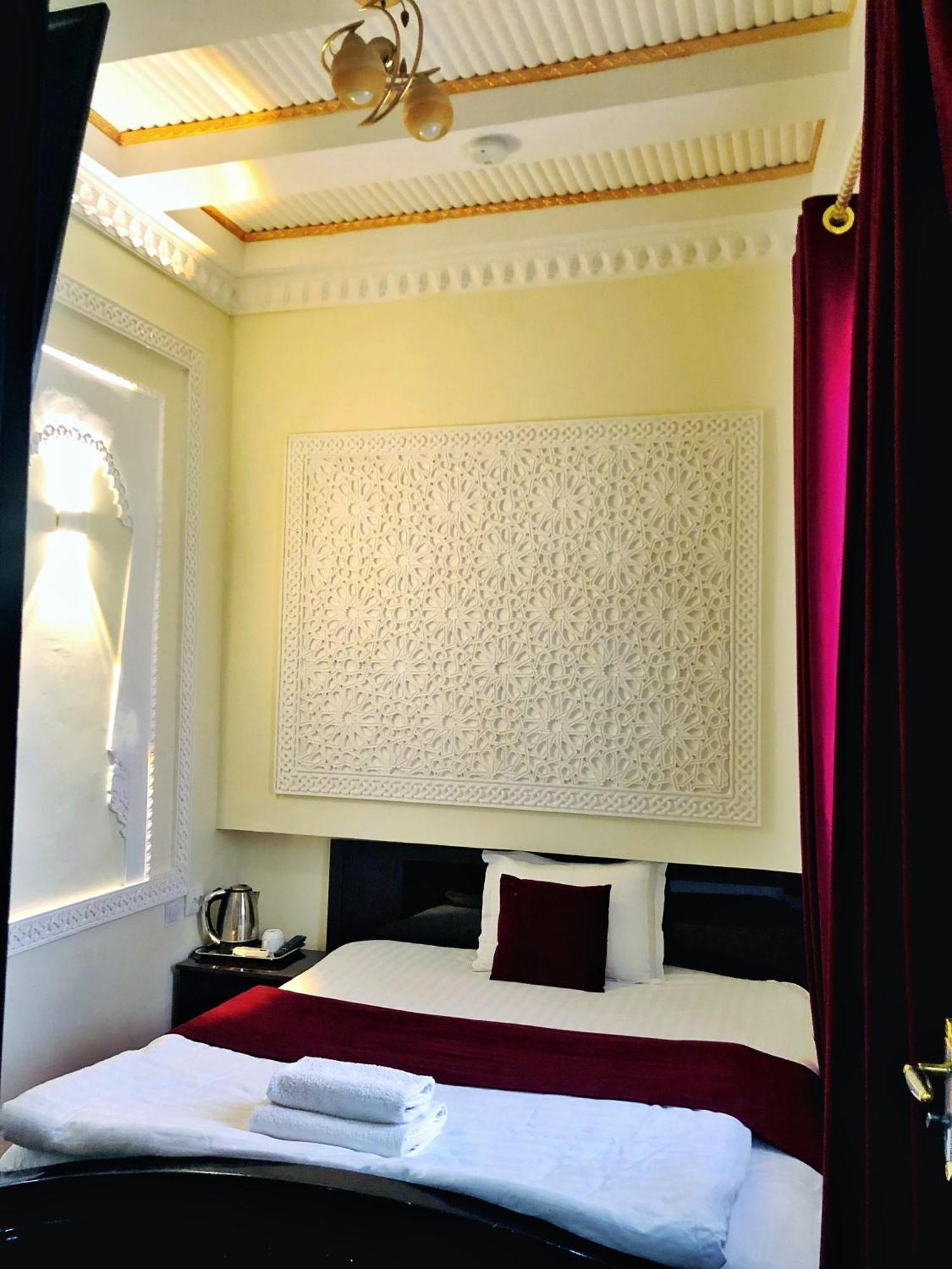 Jahangir Boutique Buchara Buitenkant foto